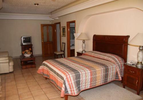 Hotel Plaza Tarasca