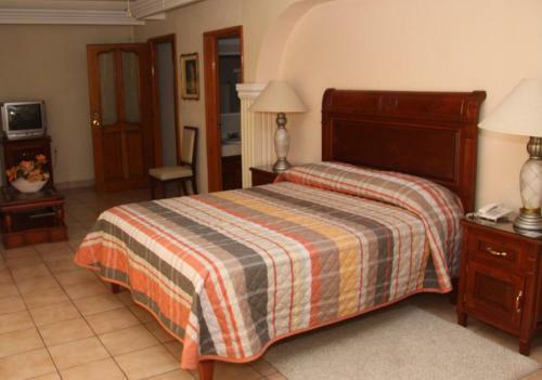 Hotel Plaza Tarasca