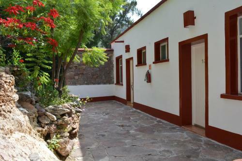 Hotel De Lourdes