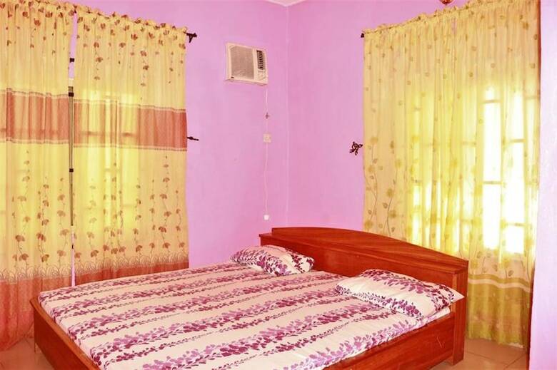 Pillar Luxury Hotel Annex
