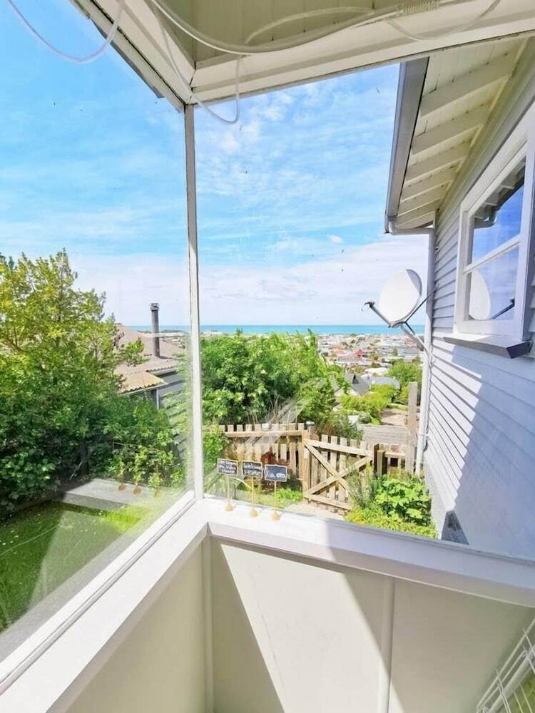 180 Degrees Sea View House