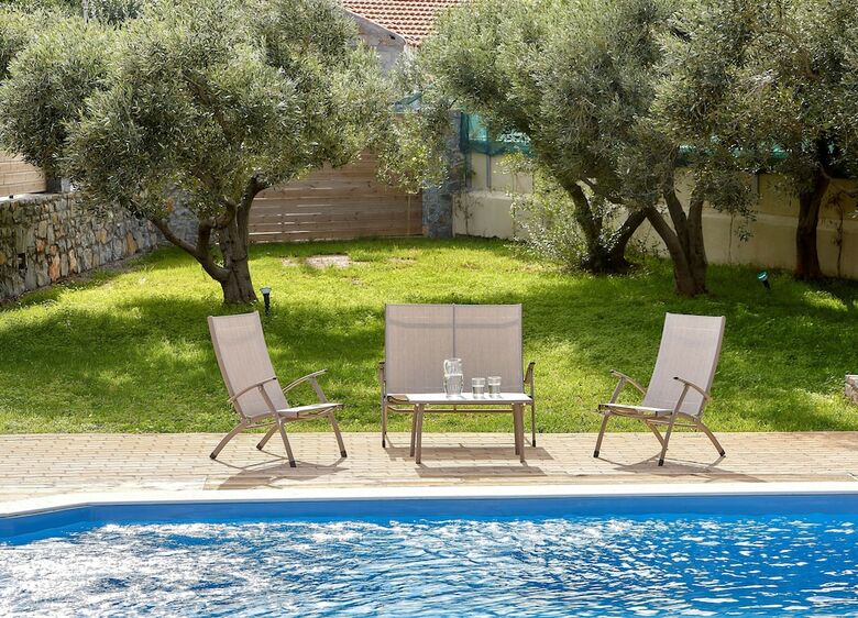 Apartamentos Feronia Villas