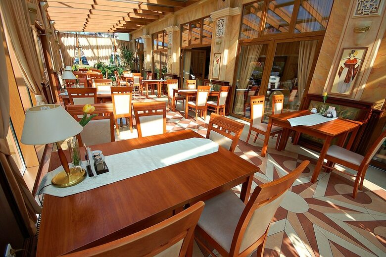 Hotel Rezydent Resort