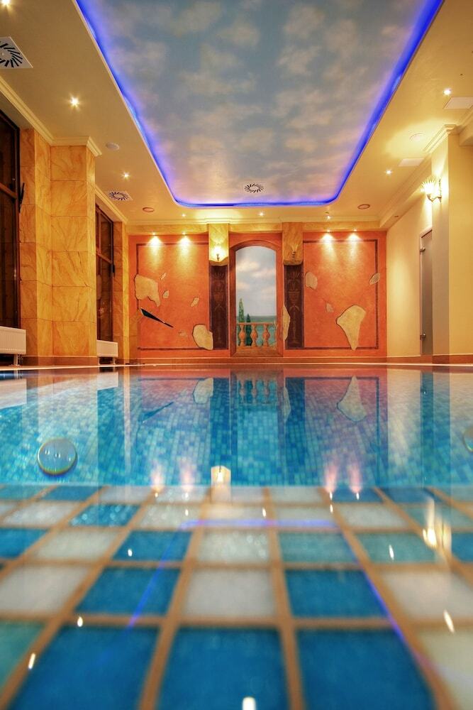 Hotel Rezydent Resort