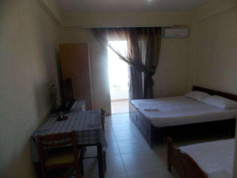 Camela Apartments