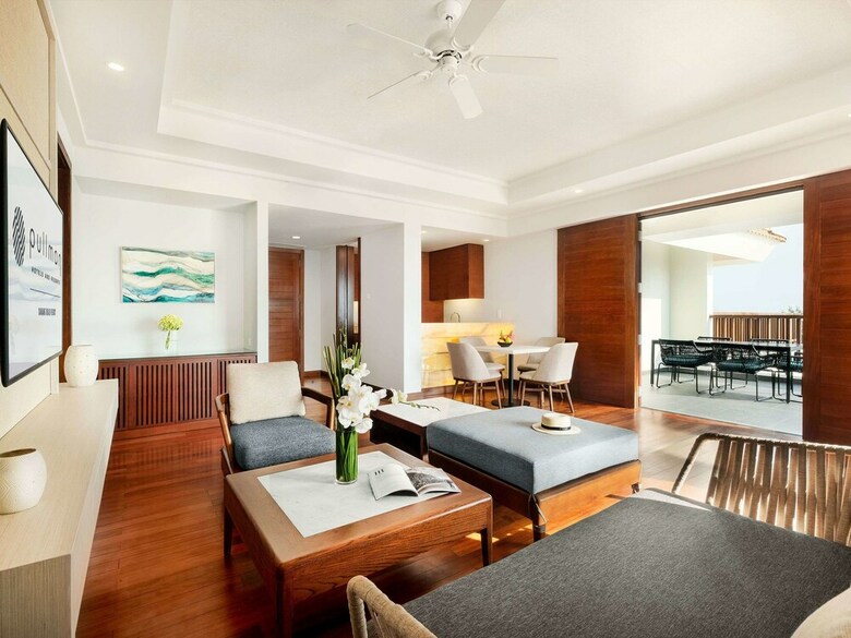 Hotel Pullman Danang Beach Resort