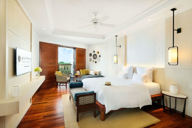 Hotel Pullman Danang Beach Resort