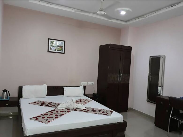 Hotel Shivam Fort View