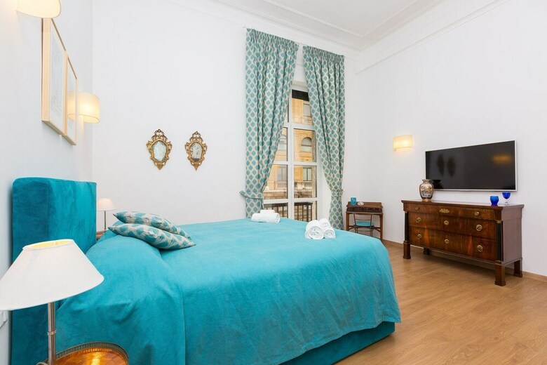 Prestigious Apartment Via Barberini