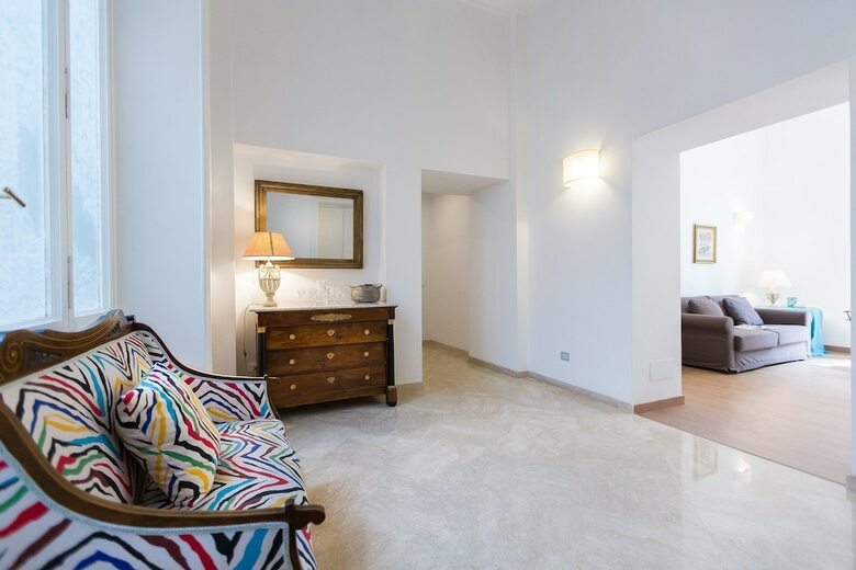 Prestigious Apartment Via Barberini