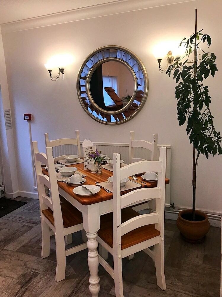 Hotel Braeside Guesthouse