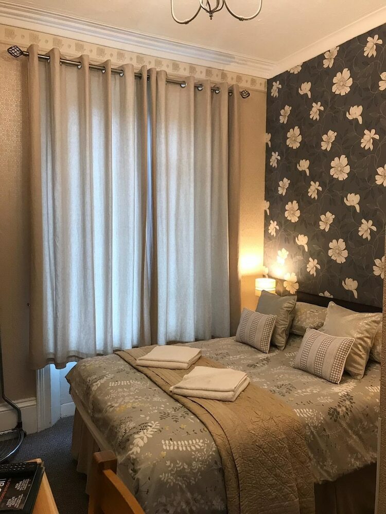 Hotel Braeside Guesthouse