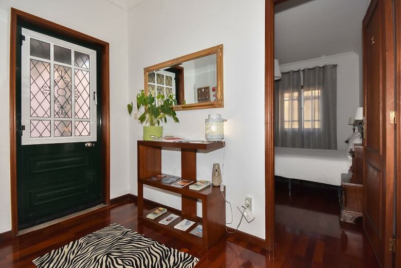 Hotel Lolla's Guest House