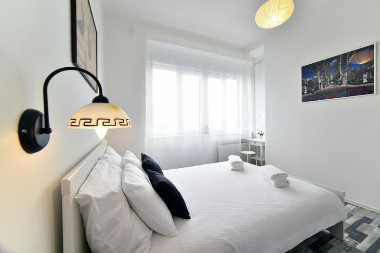 Sunny Apartment