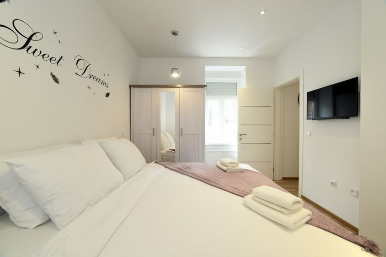Apartamentos First Choice Centar - Primorska