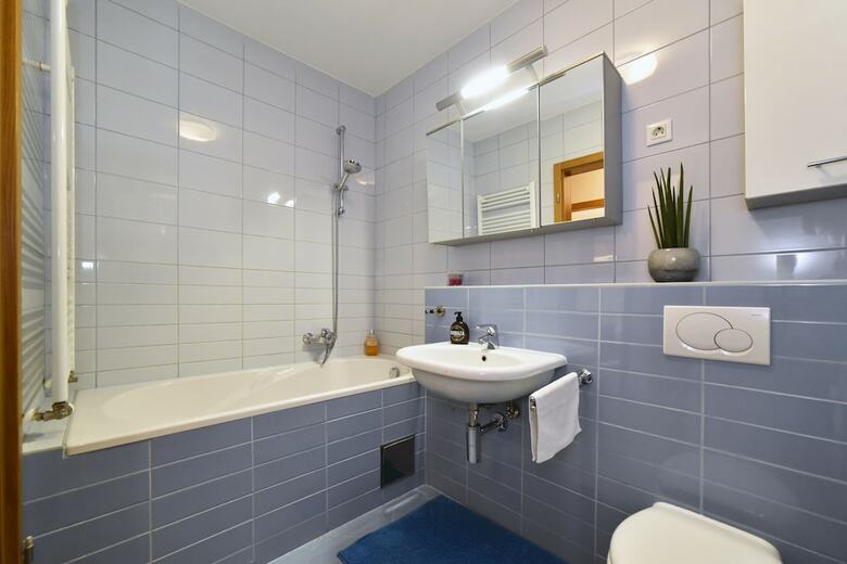 Botanic Apartment