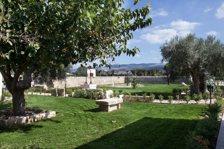 Agroturismo Serravalle Relais & Country Villa