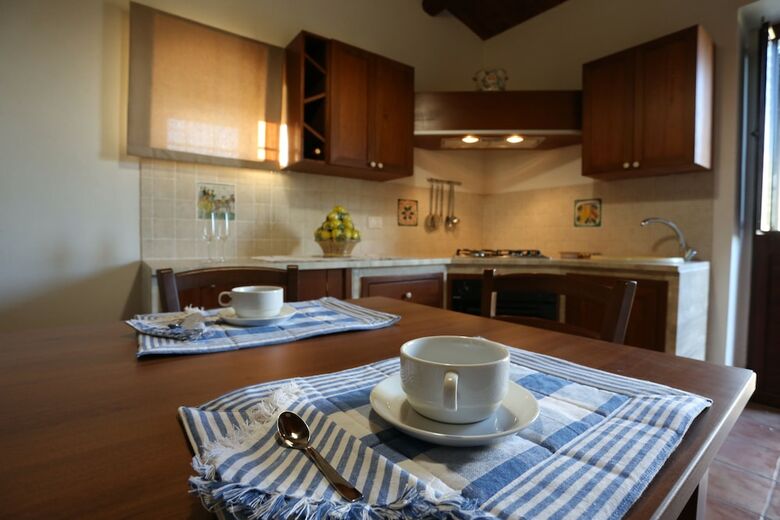 Agroturismo Serravalle Relais & Country Villa