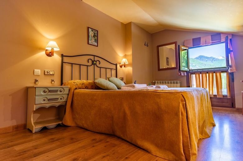 Hotel Pe�a Pandos