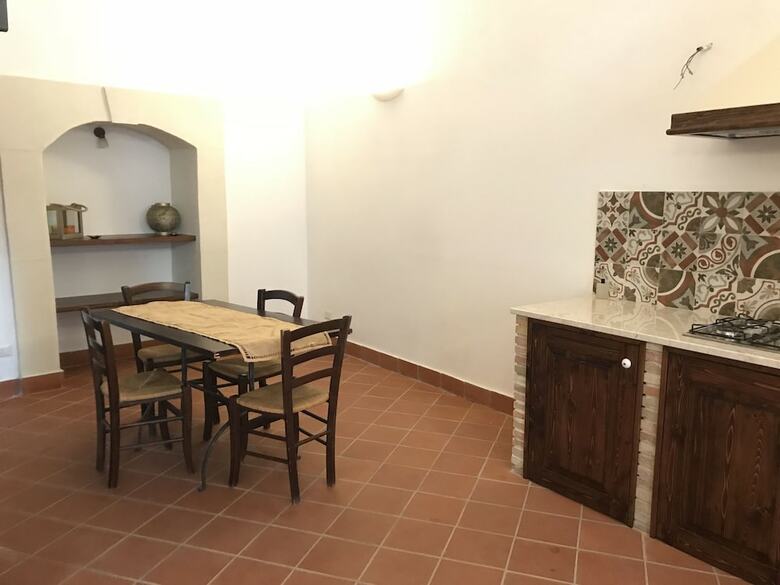 Apollo Studio Apartment