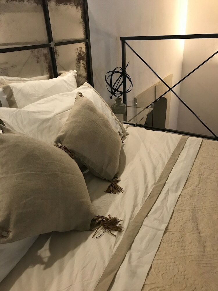 Apollo Studio Apartment