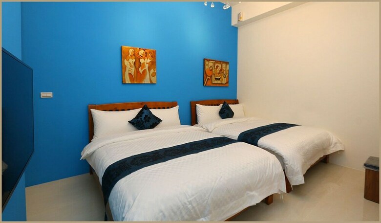 Hotel When Happiness Knock Your Door