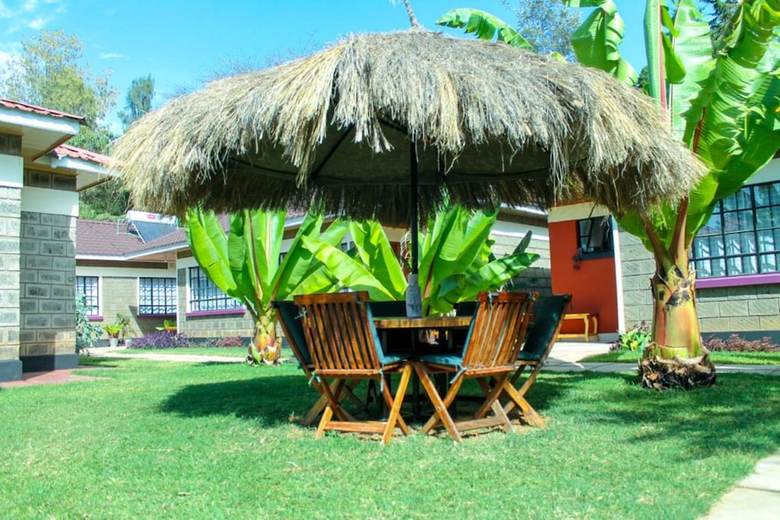 Hotel Penguin House Nanyuki
