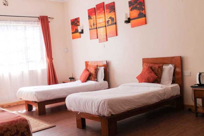 Hotel Penguin House Nanyuki
