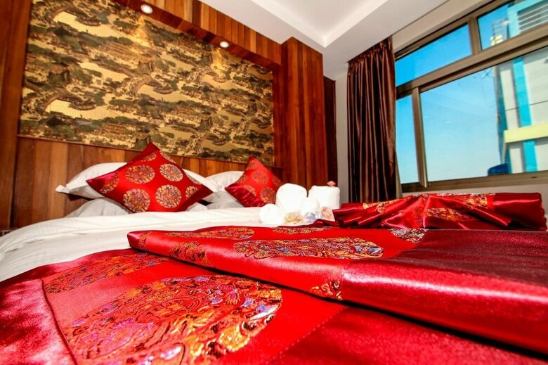 Gemsy Hotel