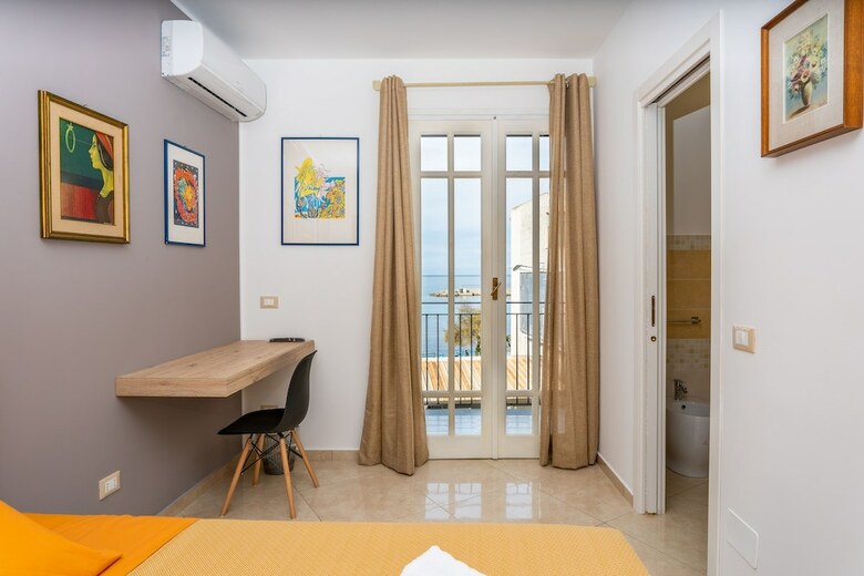 Bed & Breakfast UNA Terrazza Sul Golfo