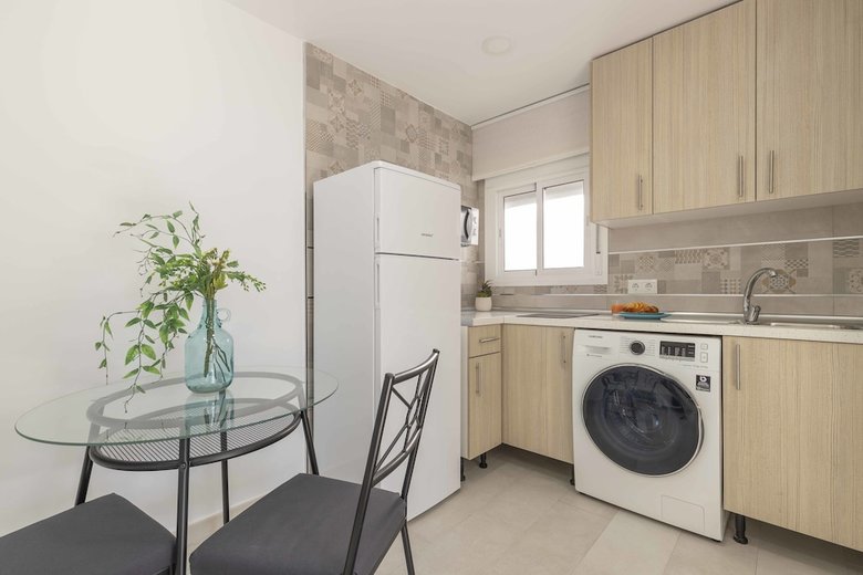 Apartamentos Living4malaga Pedregalejo Beach