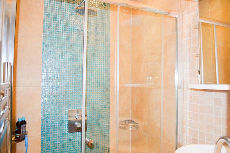 Apartamentos Traditional 2 Bedroom Flat Near City Centre