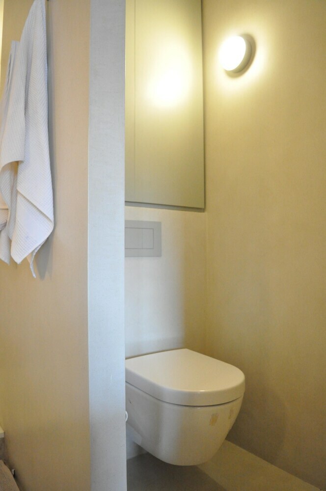 Stylish And Spacious 1 Bedroom Fitzrovia Apartment