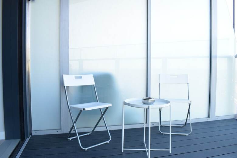 Apartamentos Modern Highrise 1 Bedroom Flat With Balcony
