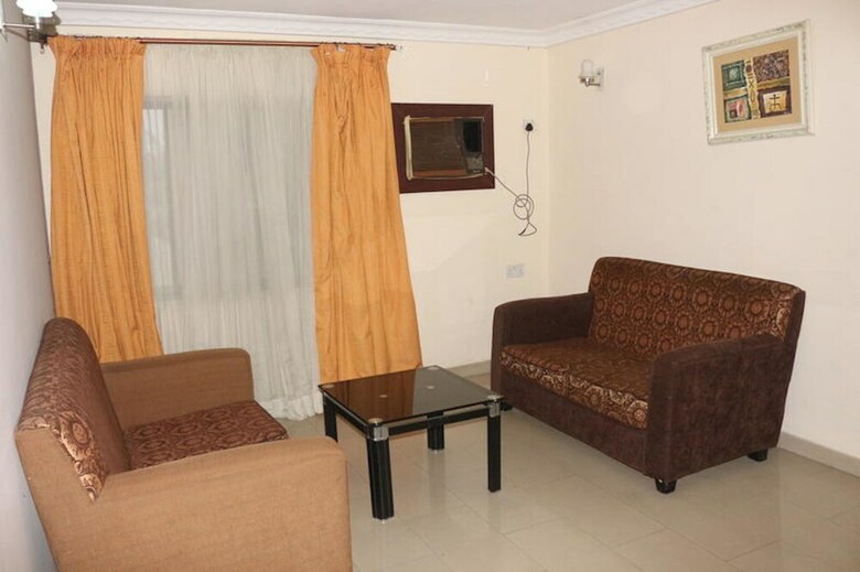 Hotel Michelle Suites