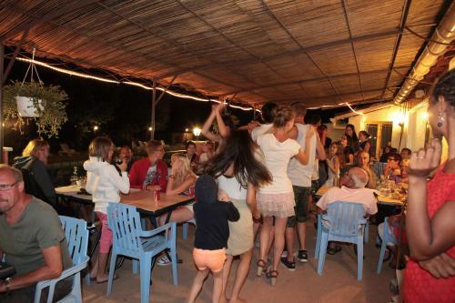 Camping Les Cadeni�res