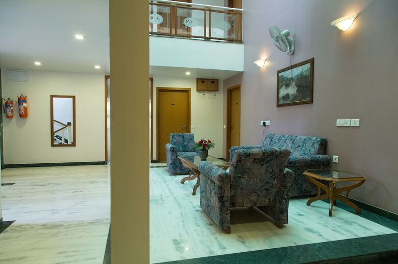 Hotel Jk Rooms 117 The Majestic Manor