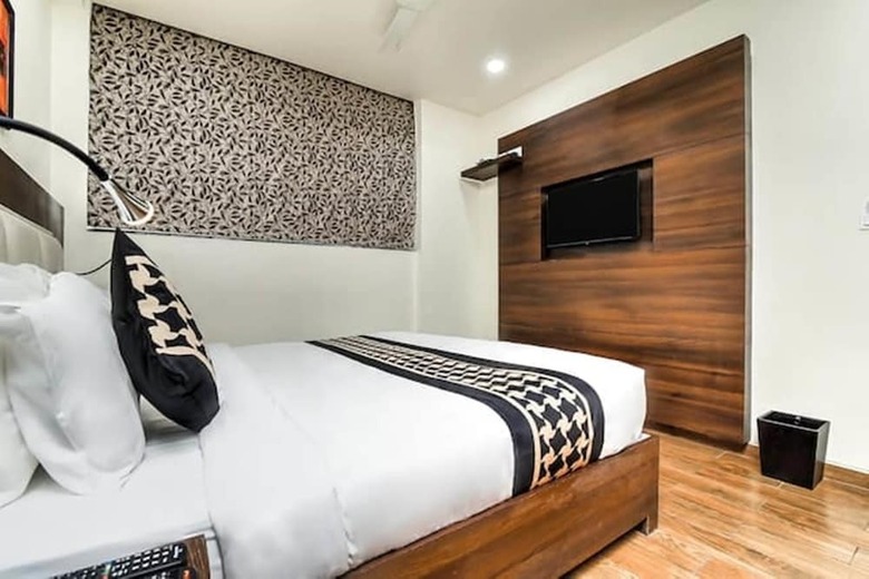 Hotel Jb Skyhilton Inn