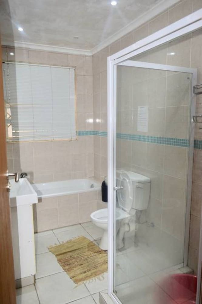 3 Bedroom House 3 Bathtoom