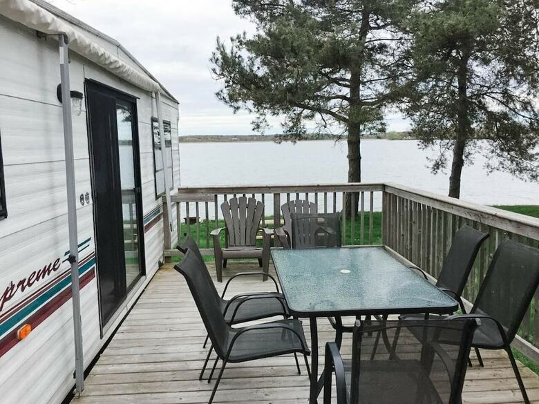 Cherry Lane Campground & Cottages