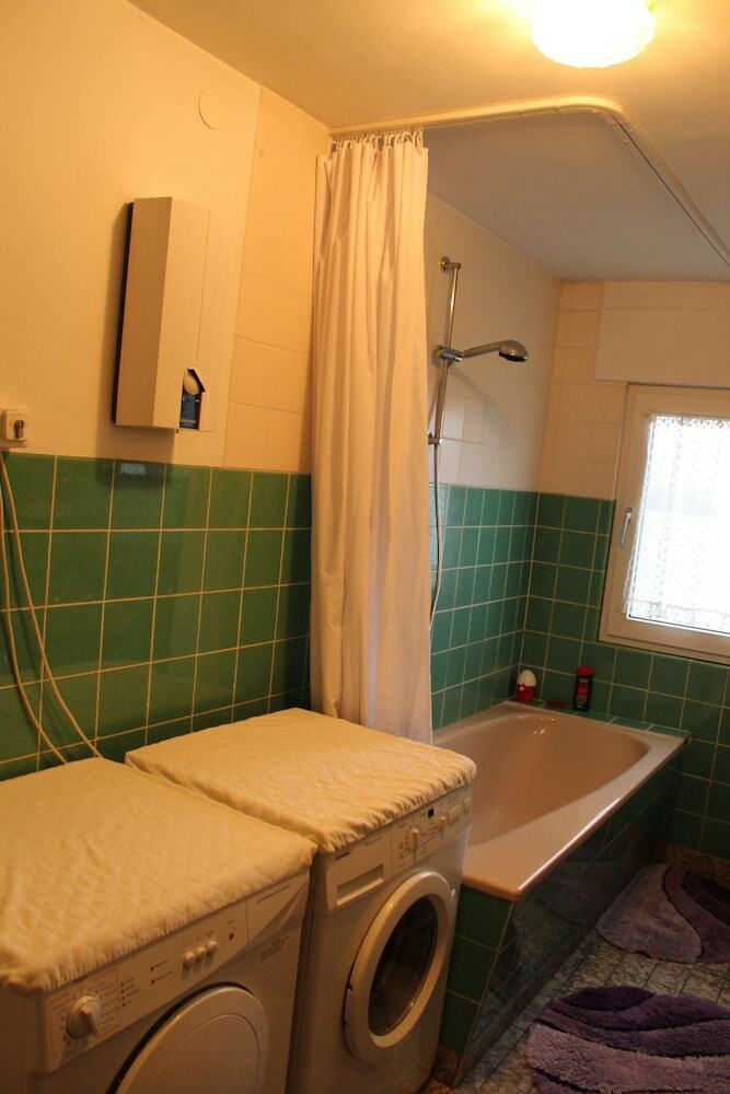 Apartamentos Ferienwohnungen Wettst�dt III