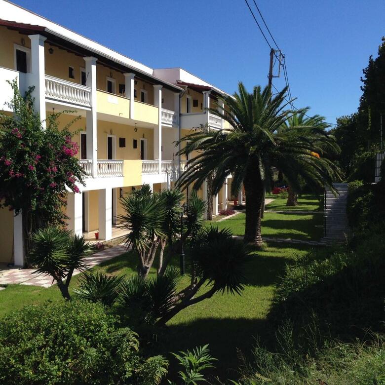 Aparthotel Tzilios Studios