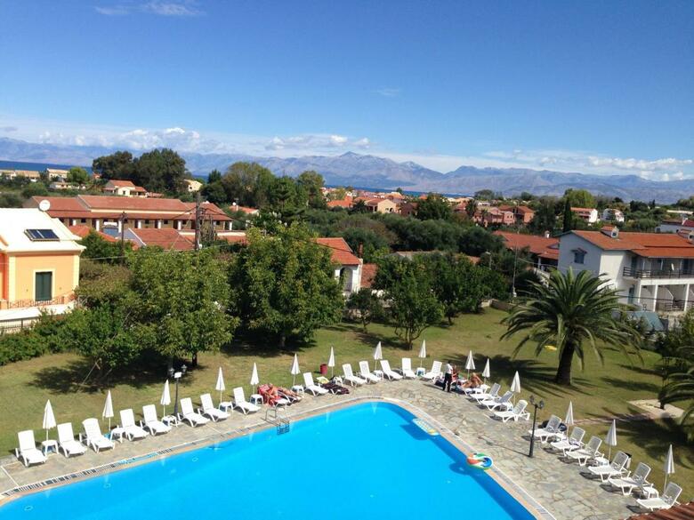 Aparthotel Tzilios Studios