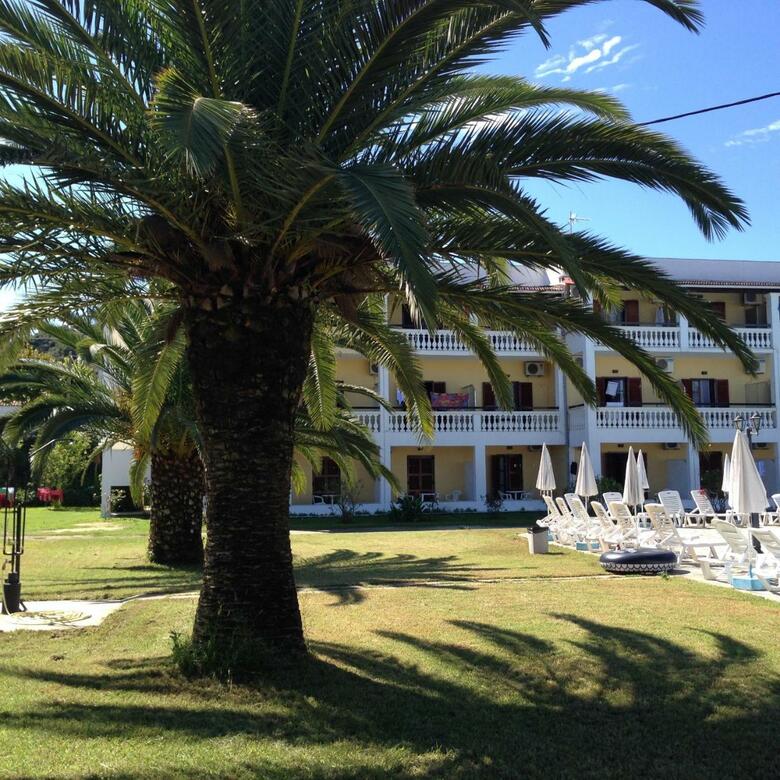 Aparthotel Tzilios Studios