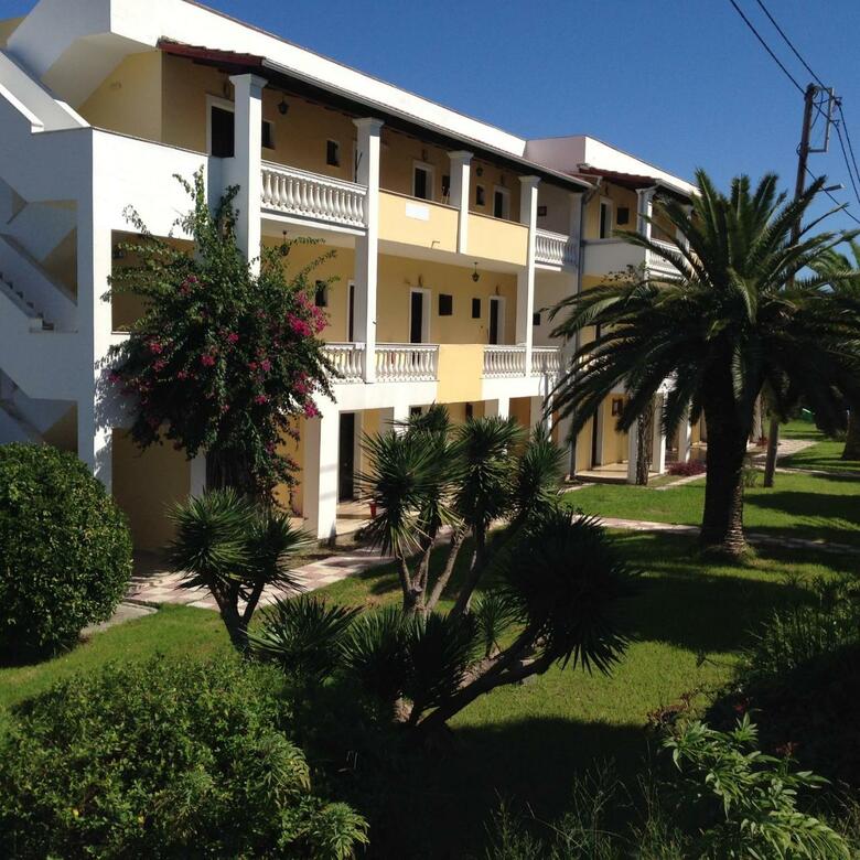 Aparthotel Tzilios Studios
