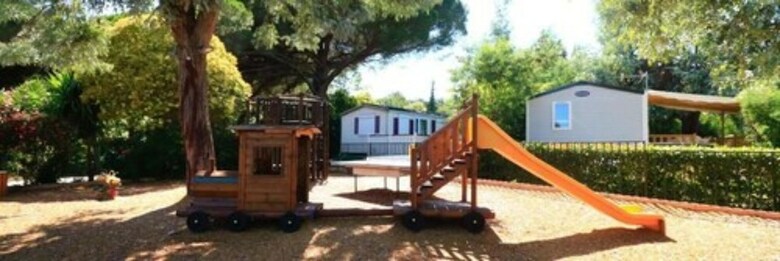 Camping Le Plateau Des Chasses