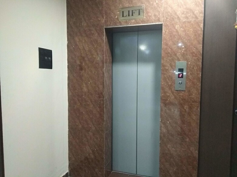 Jk Rooms 108 Hotel Royal Regency