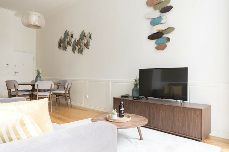 Lit Apartments 2 Bedrooms At City Center