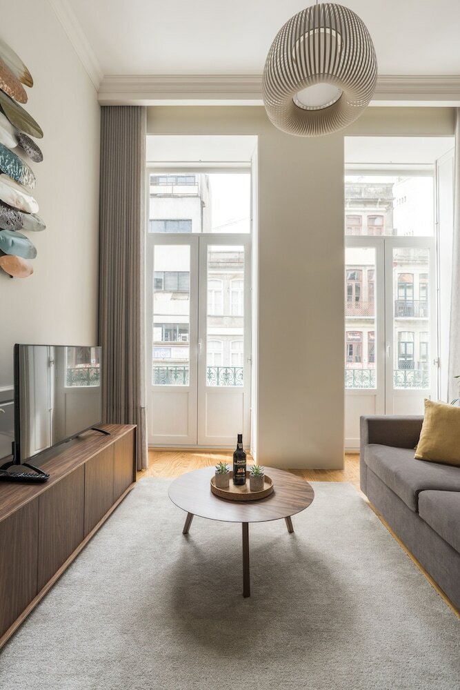 Lit Apartments 2 Bedrooms At City Center