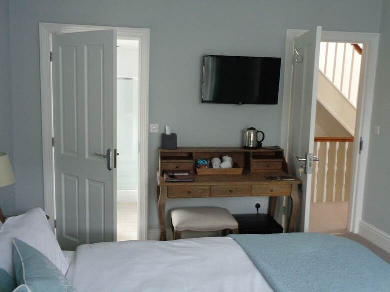 Bed & Breakfast 3 Ivy Cross